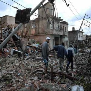 RadioAficionados Cubanos Responden al Tornado Severo que paso por aya 2 cuba temporal18