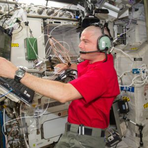 5909769 300x300 - La nueva tripulación de la ISS de dos radioaficionados lanzada a la ISS es la primera desde el vuelo abortado de octubre